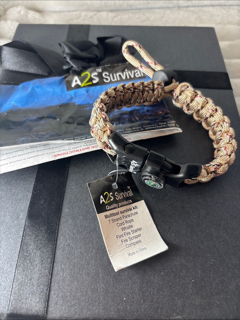 A2s Survival Men's Tactical Paracord Bracelet - Tan multi tool